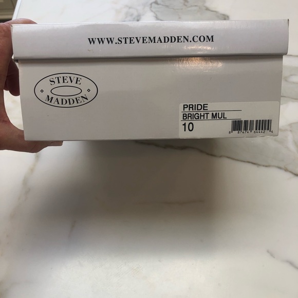 STEVE MADDEN MULTI COLORED STRETCHY WEDGE SANDALS W/BOX SZ-10 SUPER CUTE!! 🥰🥰 - Picture 2 of 5